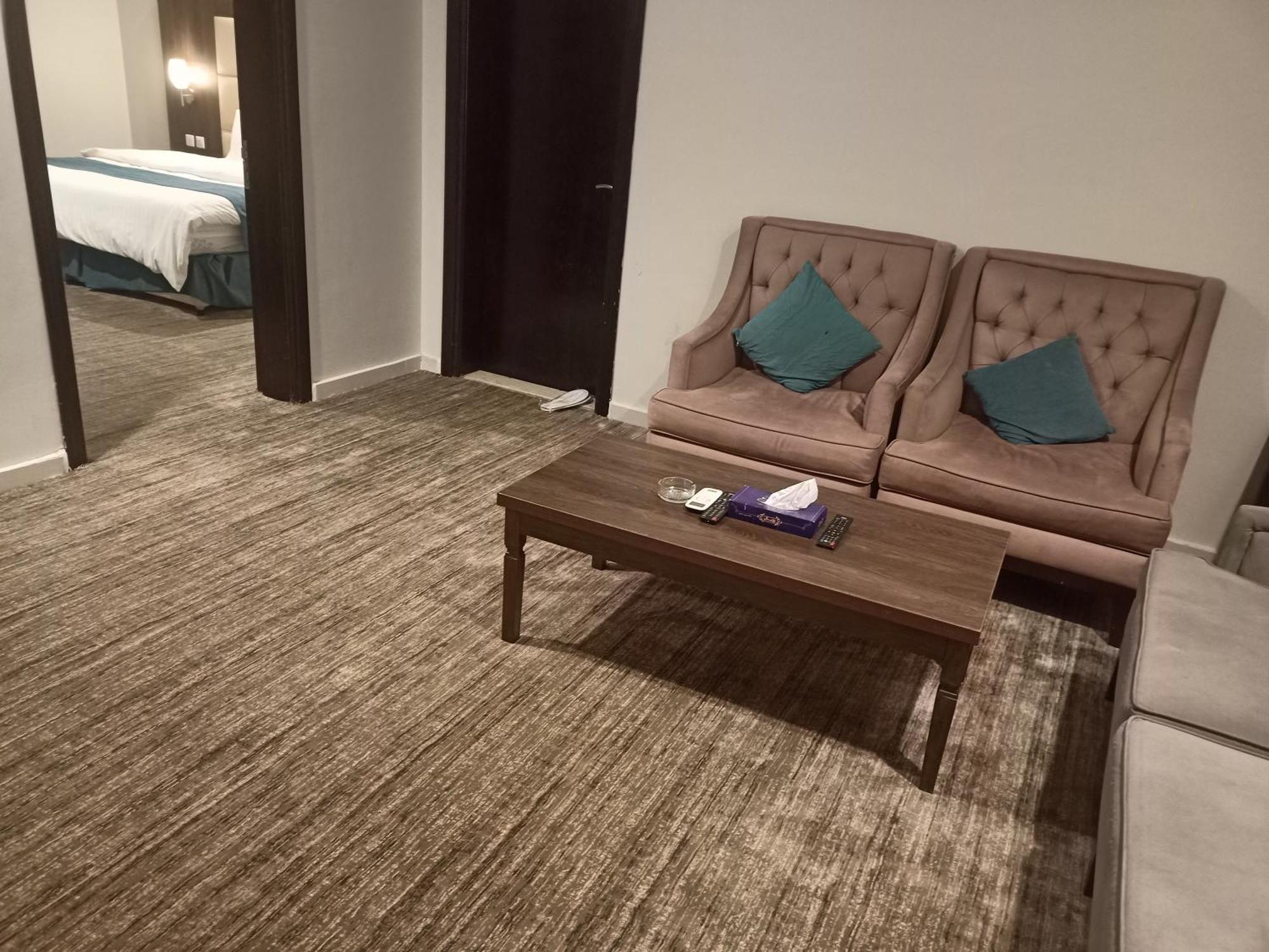 همم للوحدات السكنية - الرحيلي Jeddah Al Kura Szoba fotó